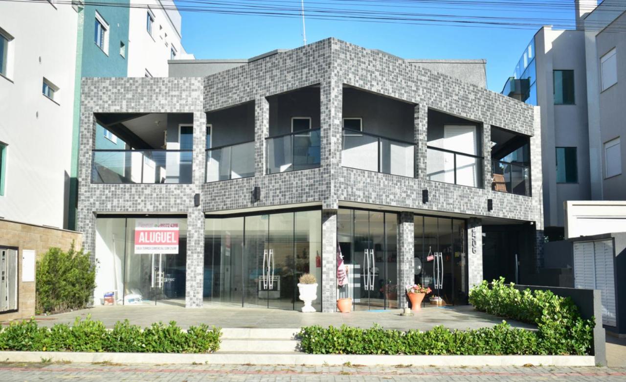 Residencial Melfi 3 Ap 3 Apartment Bombinhas Exterior foto
